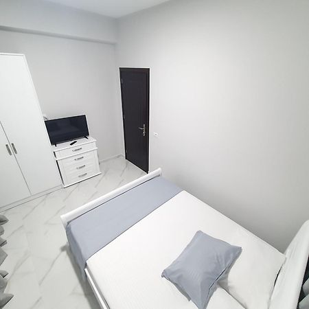 Il Mio Hotell Ksamil Rum bild