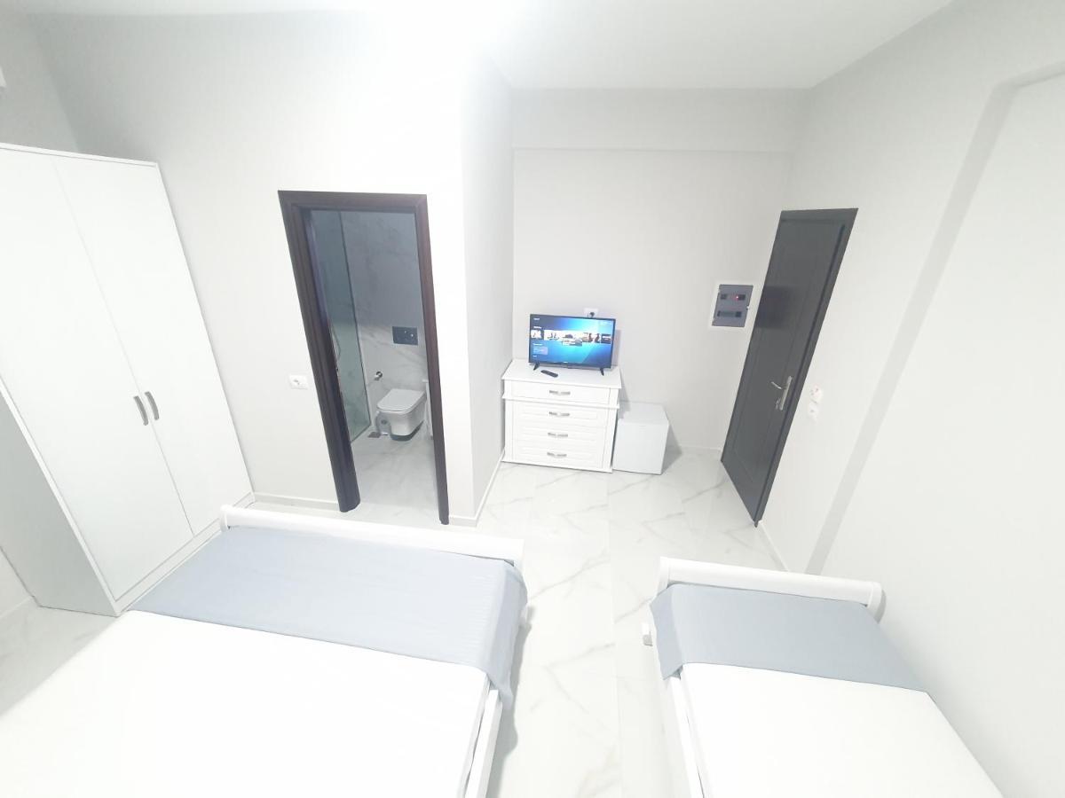 Il Mio Hotell Ksamil Exteriör bild