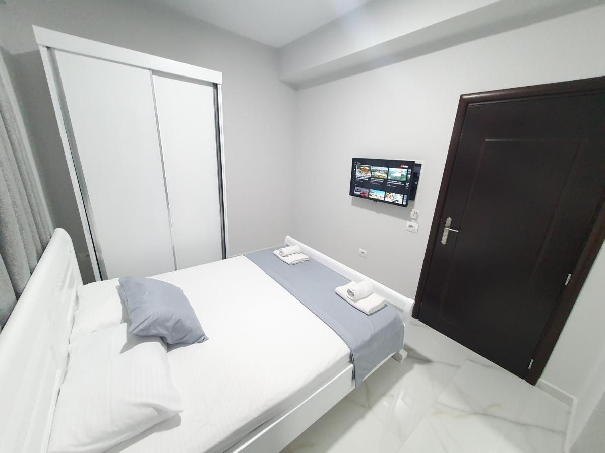 Il Mio Hotell Ksamil Exteriör bild